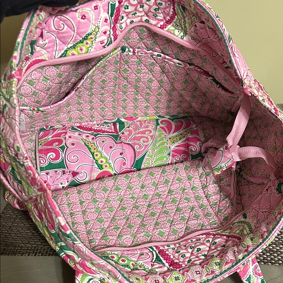 Vera Bradley Vibrant Pink and Green Paisley Tote Bag - Picture 4 of 4